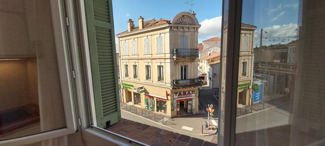 123 Sadi Carnot, Classe 2 Etoiles Apartment Saint-Raphaël