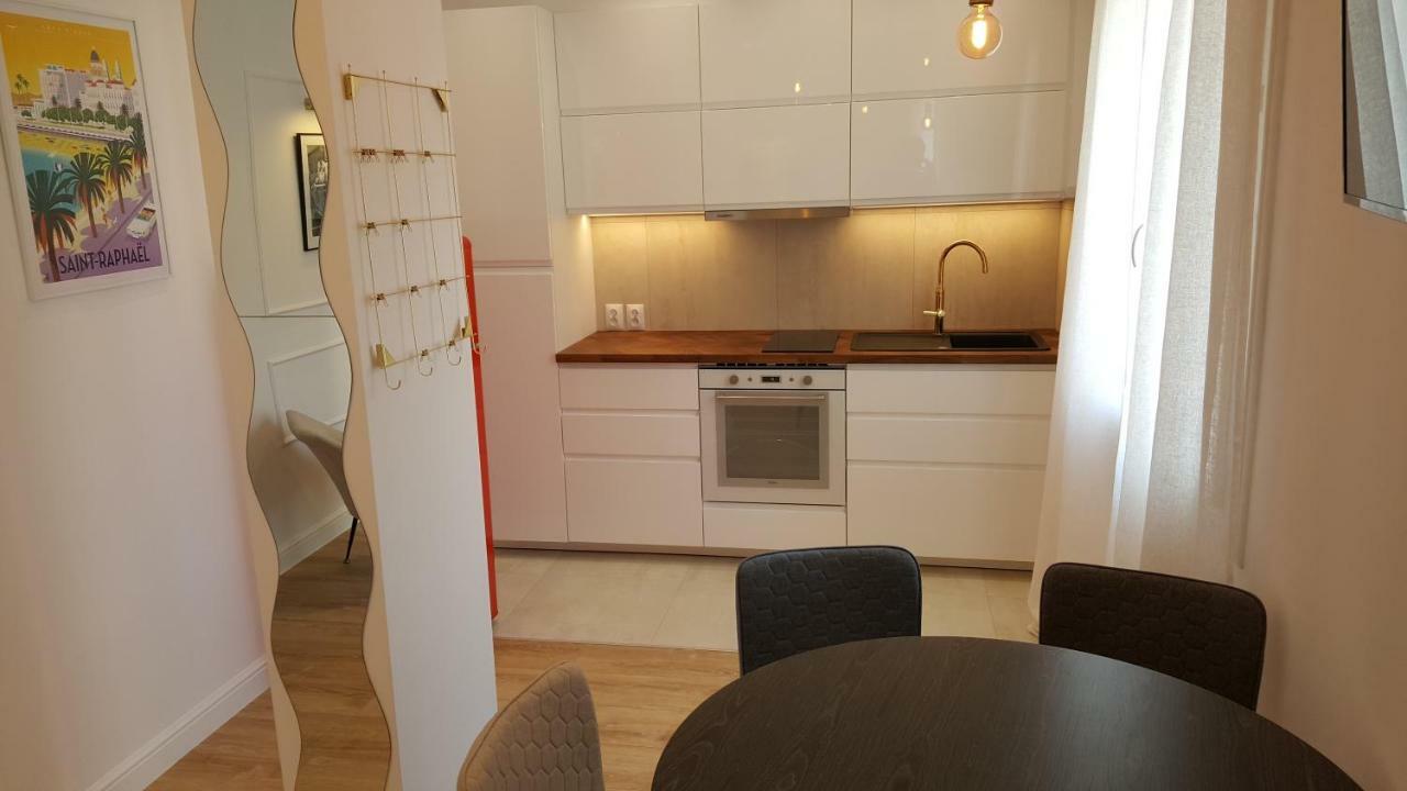 123 Sadi Carnot, Classe 2 Etoiles Apartamento
